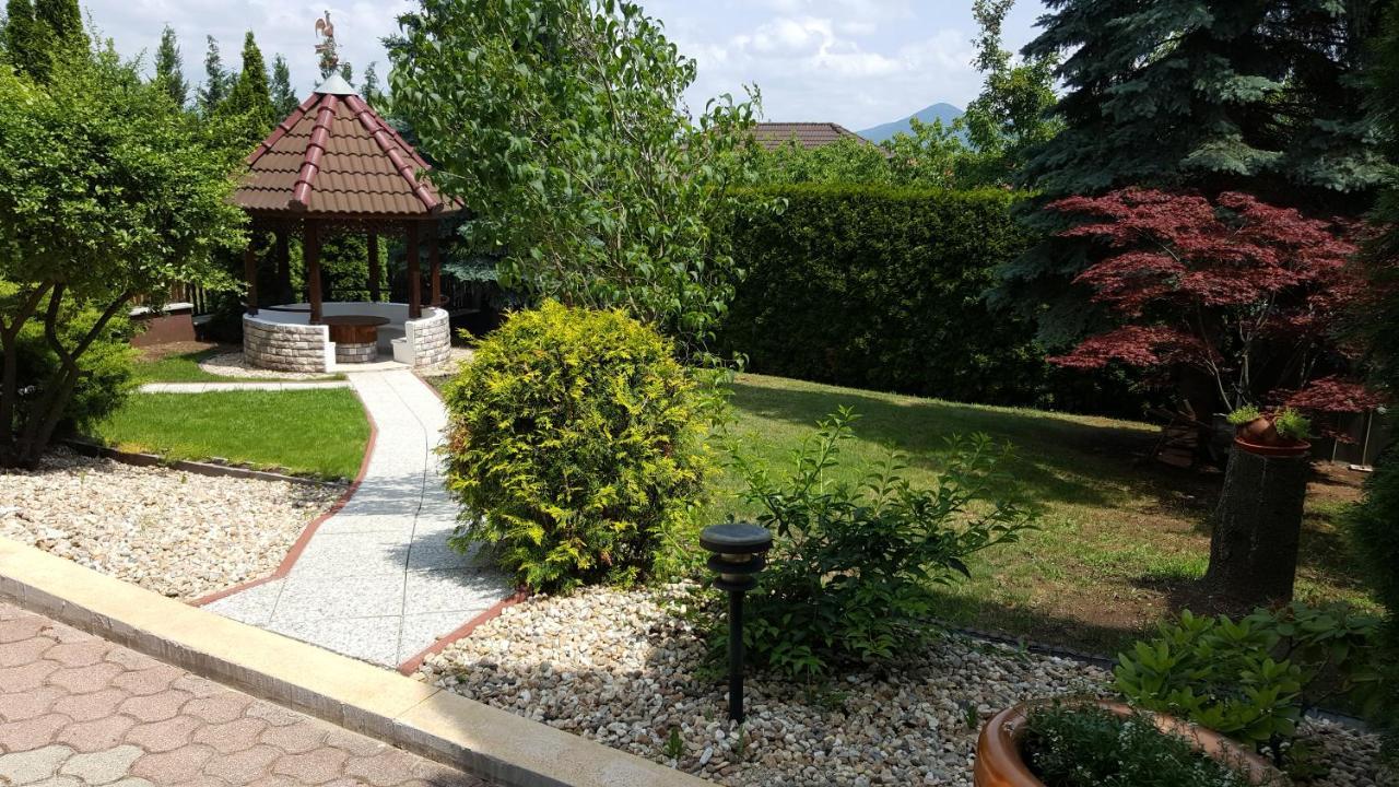 Apartamento Eger Napsugar Exterior foto